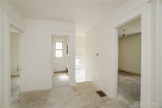 521 Carplin Pl, Cincinnati, OH 45229 - photo 8