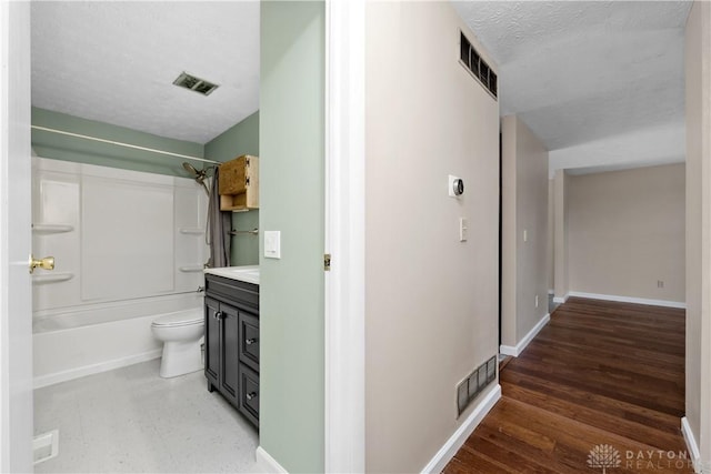 10377 Hawkhurst Dr, Colerain Twp, OH 45231 - photo 14