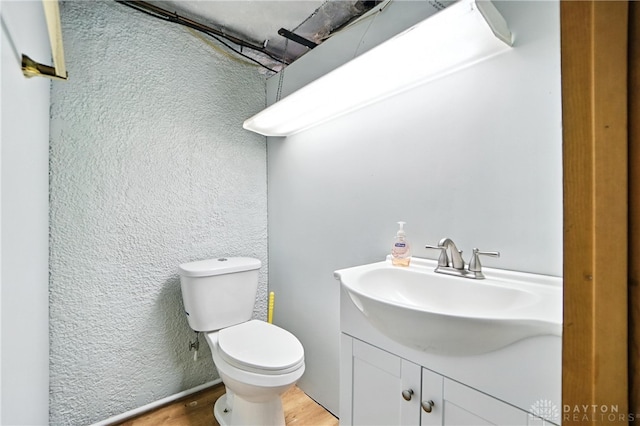3766 Aikenside Ave, Cincinnati, OH 45213 - photo 8