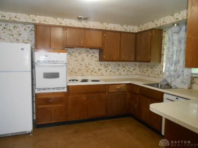 7999 Blackshear Dr, Dayton, OH 45424 - photo 4