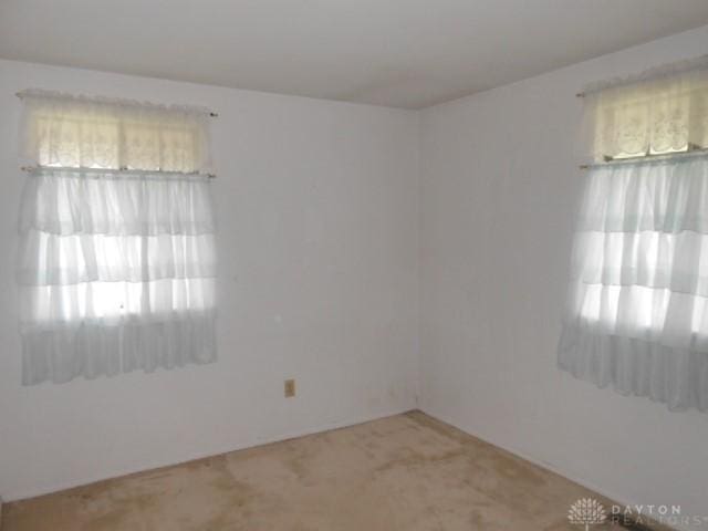 7999 Blackshear Dr, Dayton, OH 45424 - photo 10