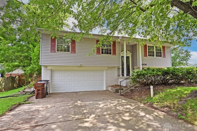 5006 Caprice Dr, Middletown, OH 45044 - photo 1
