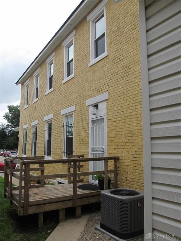 284 Mcclure St, Dayton, OH 45410 - photo 10