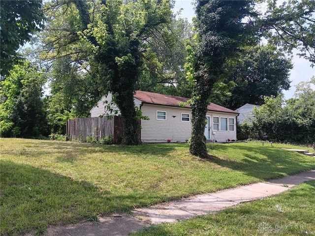 4890 Gardendale Ave, Dayton, OH 45417 - photo 2