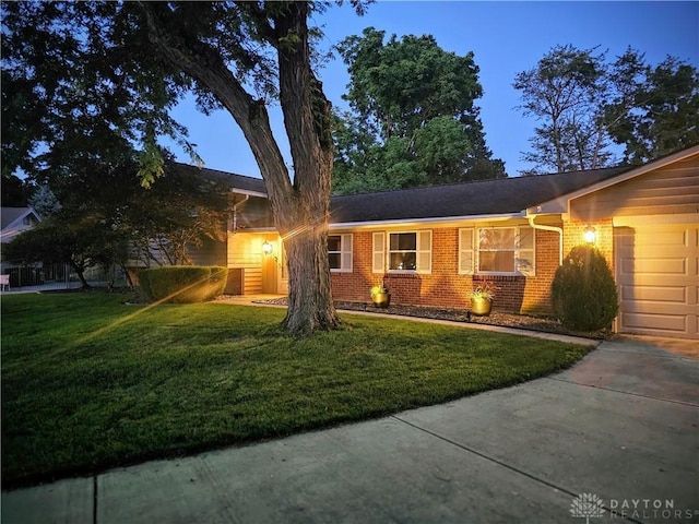 3661 Beacon Hill Ct, Dayton, OH 45440 - photo 1