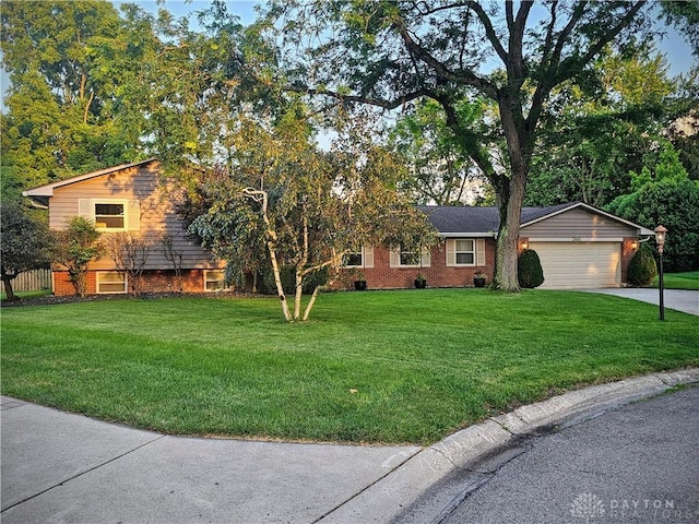 3661 Beacon Hill Ct, Dayton, OH 45440 - photo 2