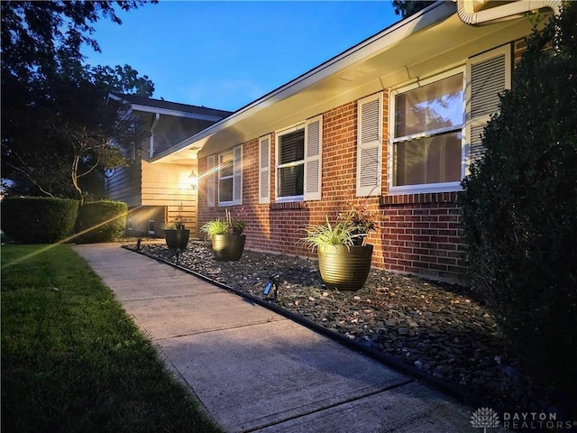3661 Beacon Hill Ct, Dayton, OH 45440 - photo 3
