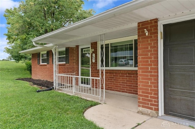 2727 Pinegrove Dr, Dayton, OH 45449 - photo 8