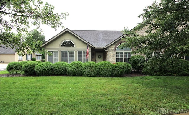 2047 Wentworth Village Dr, Bellbrook, OH 45305 - photo 1