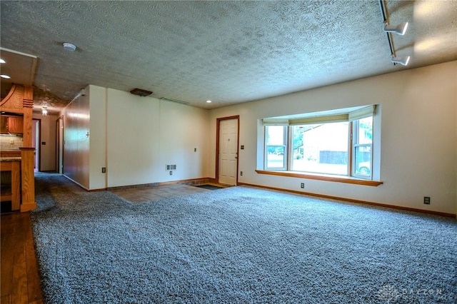 7797 Timbercrest Dr, Huber Heights, OH 45424 - photo 3