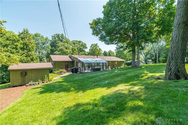 977 Crestwood Hills Dr, Vandalia, OH 45377 - photo 2