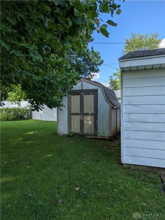 2419 Barryknoll St, Dayton, OH 45420 - photo 13