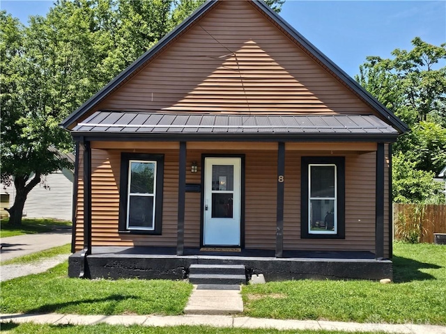 8 S Sycamore St, Jamestown Vlg, OH 45335 - photo 1
