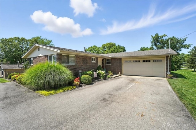3012 E Leffel Ln, Springfield, OH 45505 - photo 1