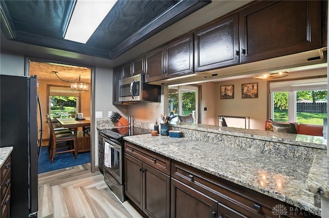 7227 Gardenside Dr, Dayton, OH 45414 - photo 9