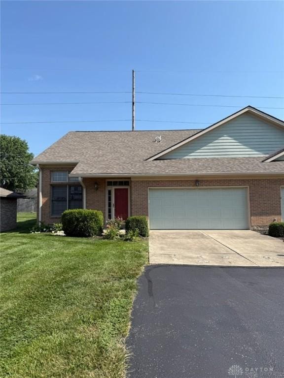2061 Waterfall Ln, Vandalia, OH 45377 - photo 2