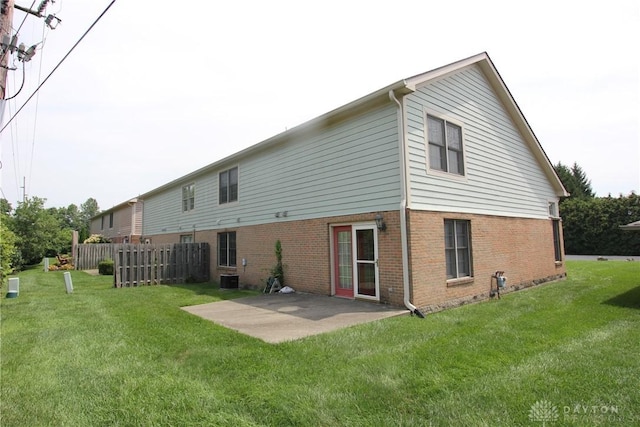 2061 Waterfall Ln, Vandalia, OH 45377 - photo 4