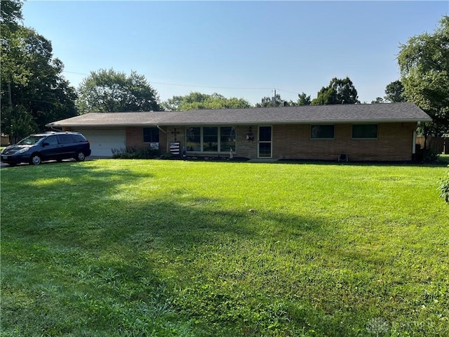 4007 Eckworth Dr, Bellbrook, OH 45305 - photo 1