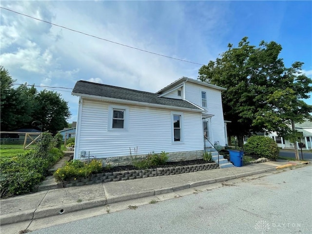425 S Commerce St, Lewisburg, OH 45338 - photo 22