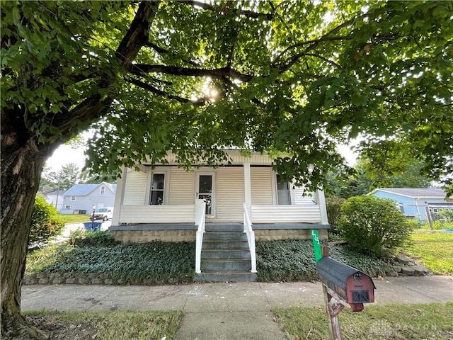 425 S Commerce St, Lewisburg, OH 45338 - photo 2