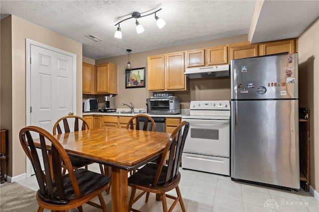 1733 Hunters Ridge Dr, Troy, OH 45373 - photo 44