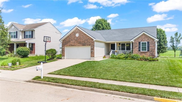1733 Hunters Ridge Dr, Troy, OH 45373 - photo 2
