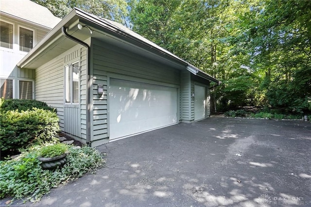 1359 Soaring Heights Dr, Sugarcreek Twp, OH 45440 - photo 10
