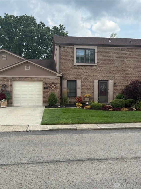 7724 Paragon Commons Cir, Dayton, OH 45459 - photo 1