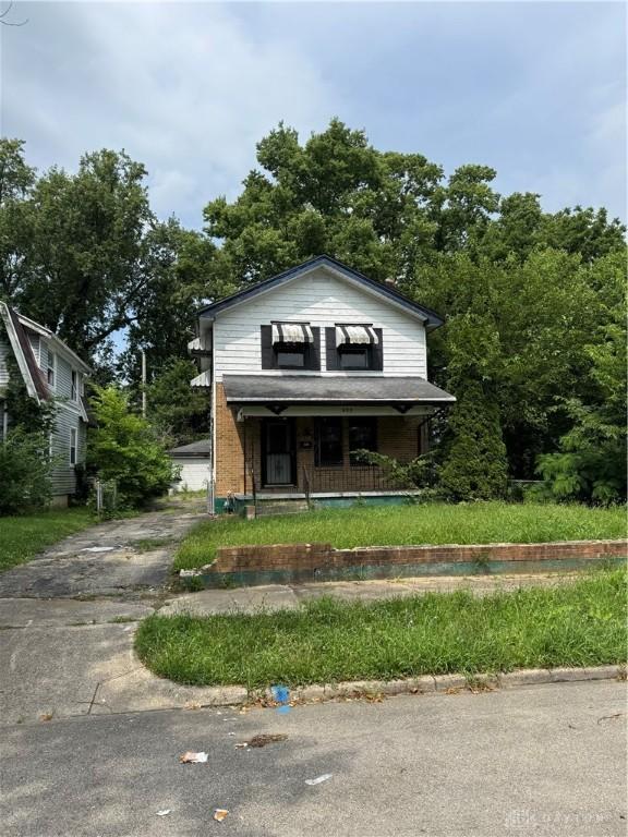 555 Cedarhurst Ave, Dayton, OH 45402 - photo 1