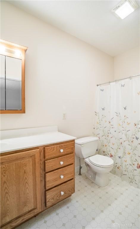 711 Overla Blvd, Englewood, OH 45315 - photo 8