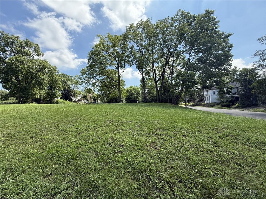 681 W Jefferson, Springfield, OH 45506 - photo 1