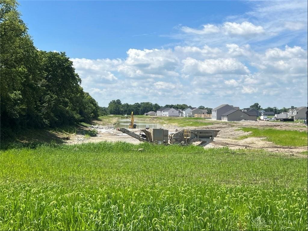 1701 Chevington Chase Chase, Tipp City, OH 45373 - photo 2