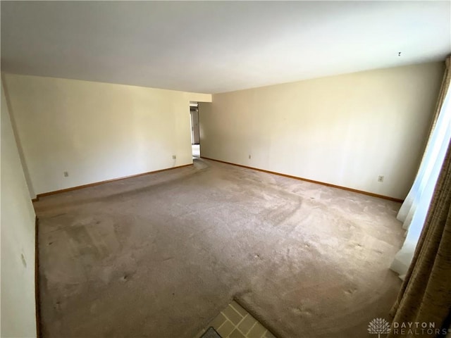 913 Avey Ln, Englewood, OH 45322 - photo 5