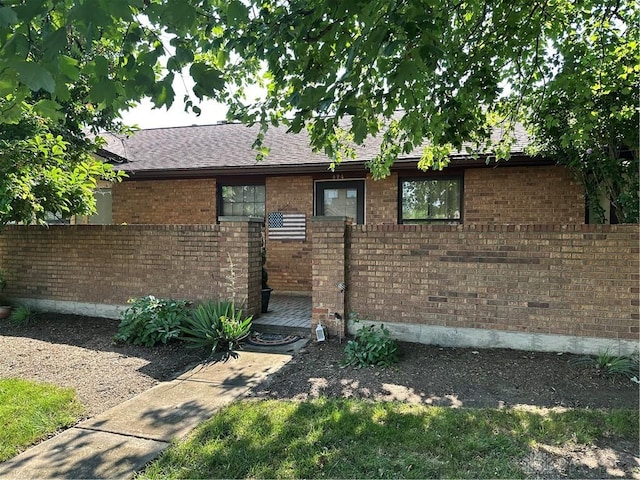 824 Pine Needles Dr Unit 121, Washington Twp, OH 45458 - photo 1