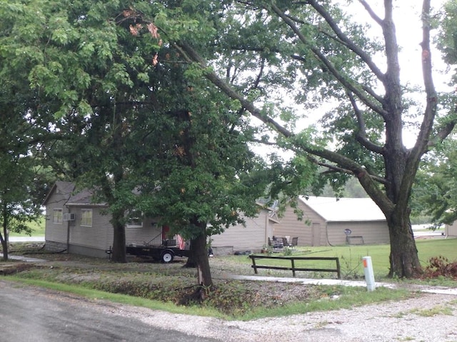 exterior space featuring a yard