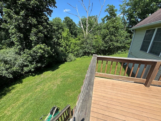 20858 Oak View Trl, Kirksville, MO 63501 - wooden deck featuring a lawn