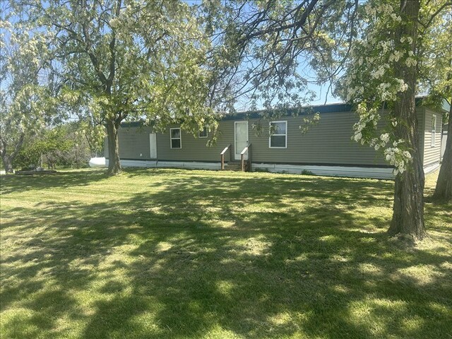 24212 Helmet Rd, Bevier, MO 63532 - photo 12