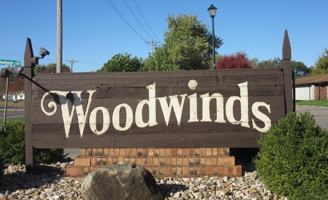 706 Woodwinds Ct, Kirksville, MO 63501 - photo 2