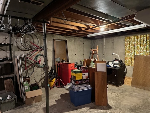 1201 Maffry St, Macon, MO 63552 - view of unfinished below grade area