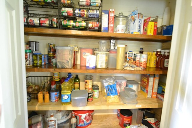 1719 N Osteopathy, Kirksville, MO 63501 - view of pantry