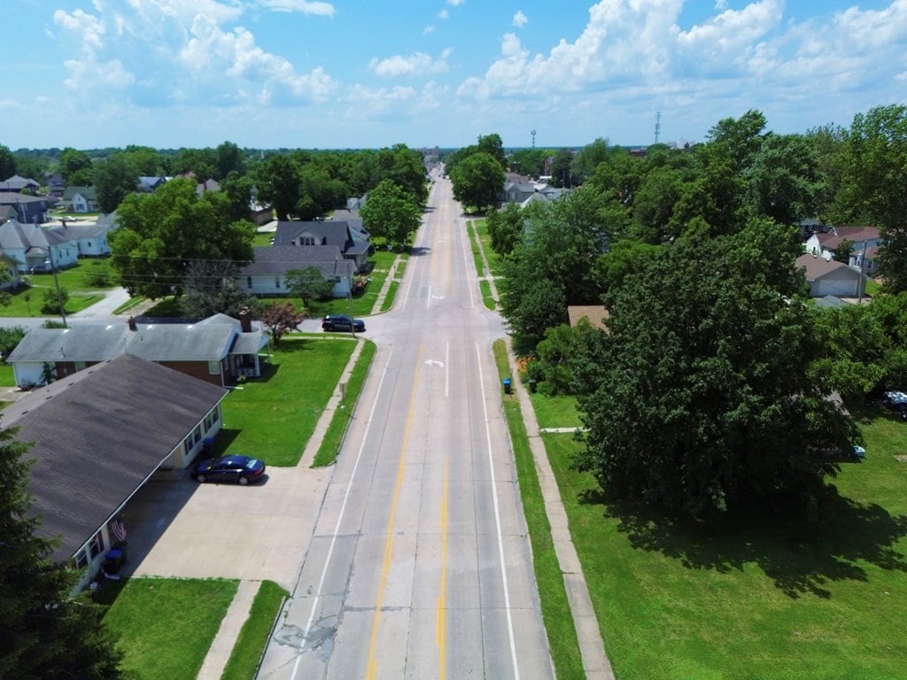 709 E Jefferson St, Kirksville, MO 63501 - photo 2