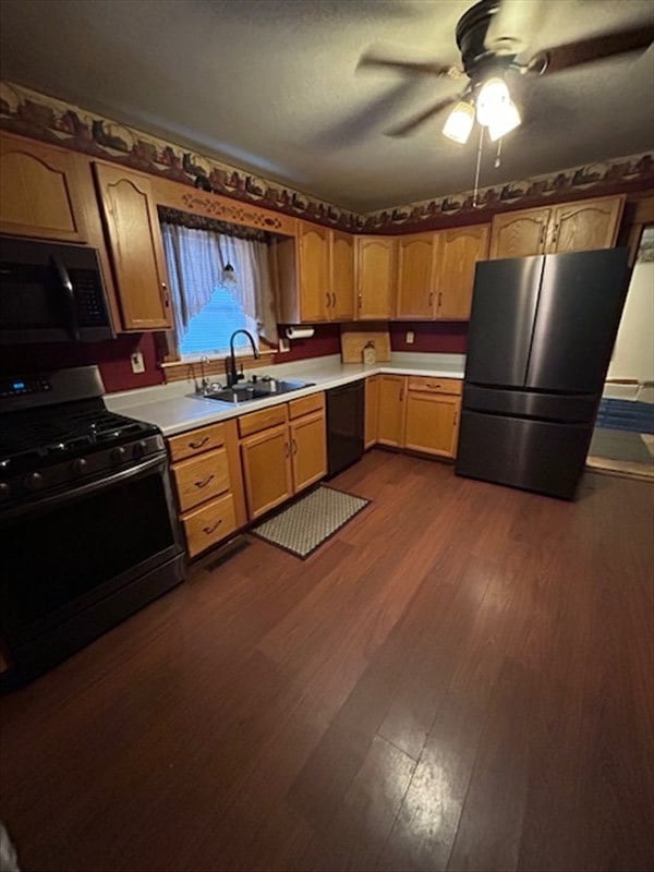 220 S Linn St, Bevier, MO 63532 - photo 9