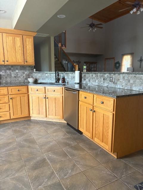 15807 Liv 312, Chillicothe, MO 64601 - photo 8