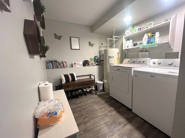 639 Missouri Ave, Chillicothe, MO 64601 - laundry area with washer and clothes dryer, electric water heater, and wood finished floors