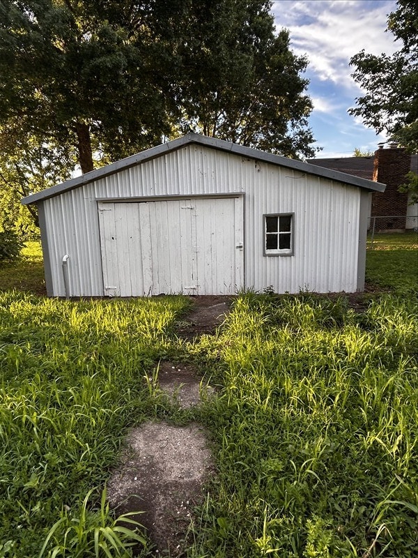 1617 N Church St, Marceline, MO 64658 - view of shed