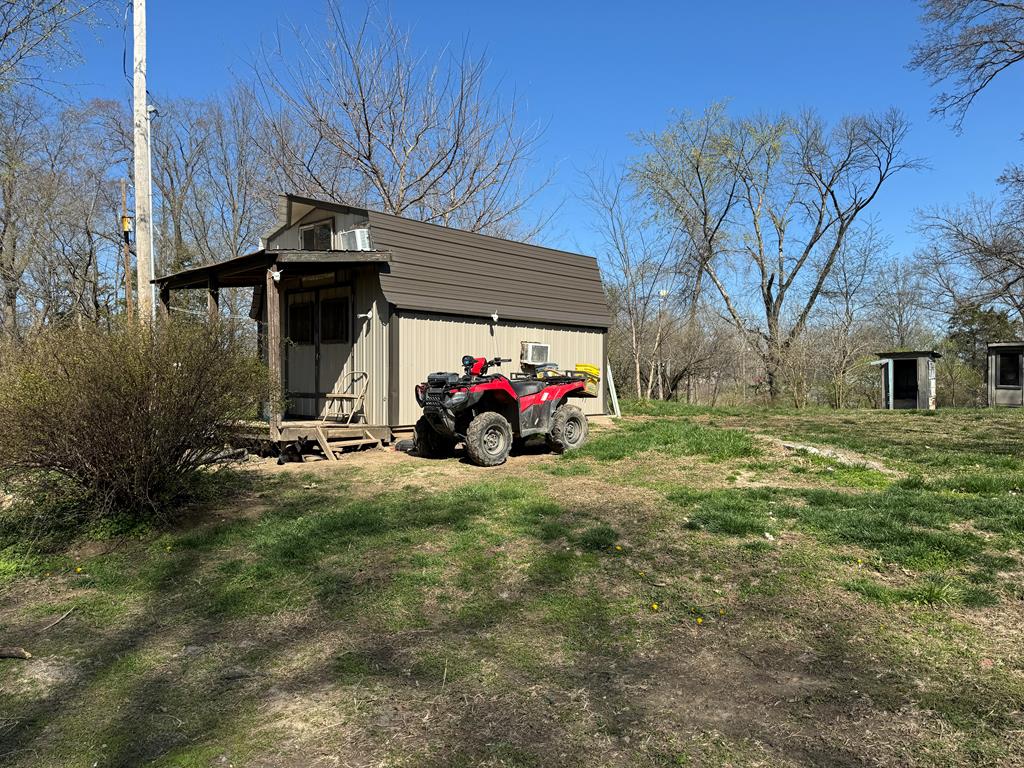 19201 Hopalong Trl, Novinger, MO 63559 - view of outdoor structure featuring an outbuilding