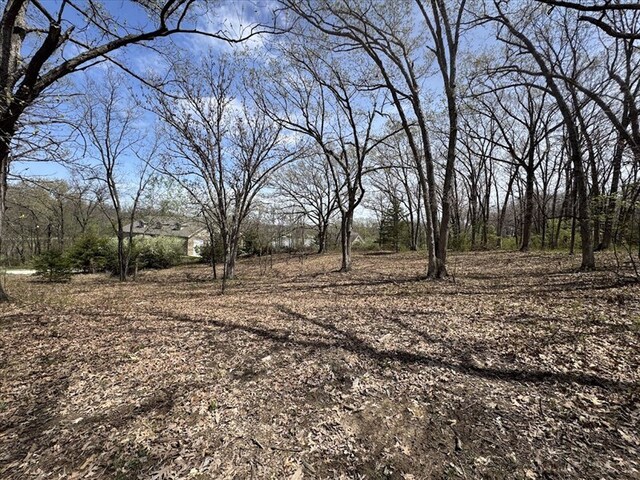 1805 Robinhood Ln 1803, Macon, MO 63552 - photo 8