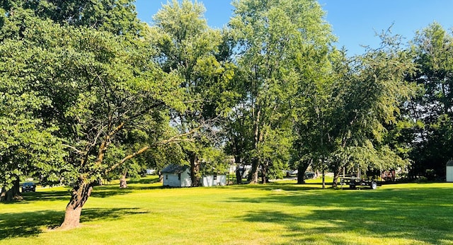 315 N Pine St, Brookfield, MO 64601 - photo 2