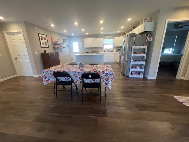 dining area featuring recessed lighting, baseboards, and dark wood-style flooring