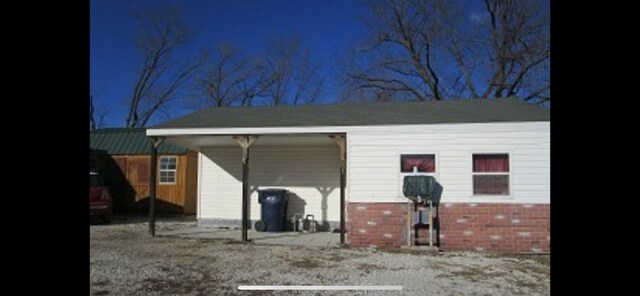 701 Vernon St, Laclede, MO 64651 - view of horse barn